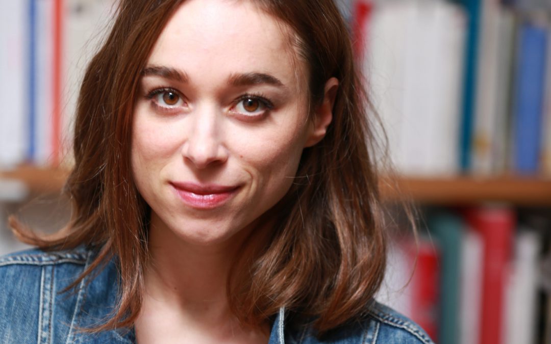 Épisode #1, Léa Simone Allegria – Fondatrice de The Curators